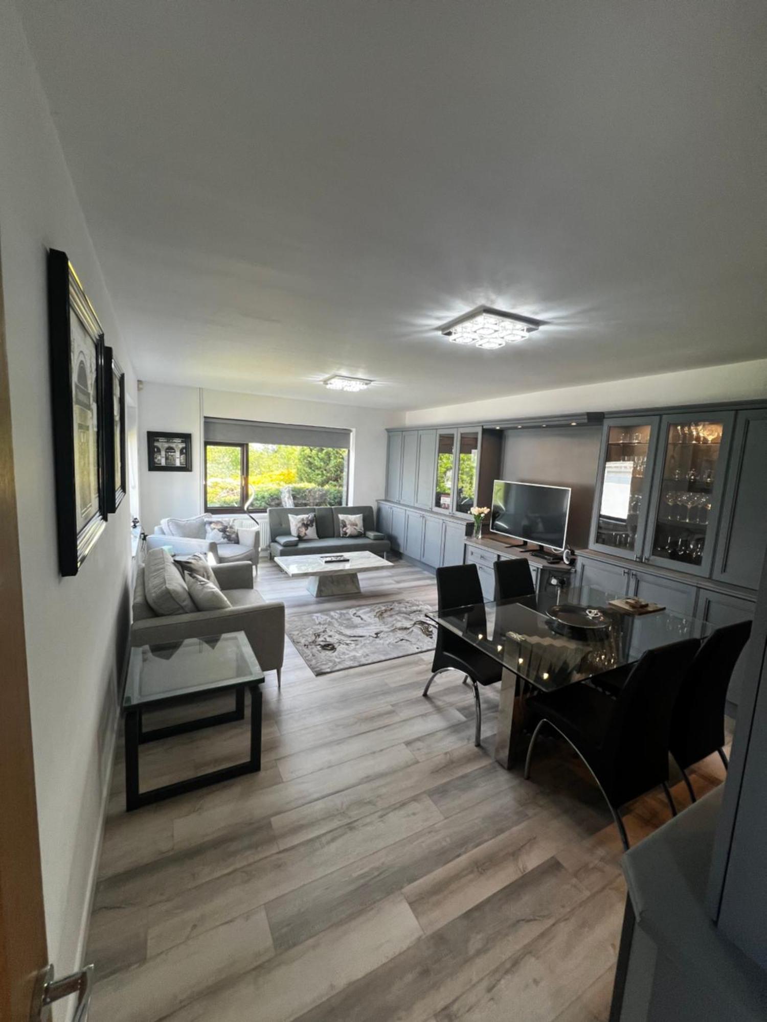 The Danes Gower, Llanmadoc, Gower Peninsula, Wales Apartment *